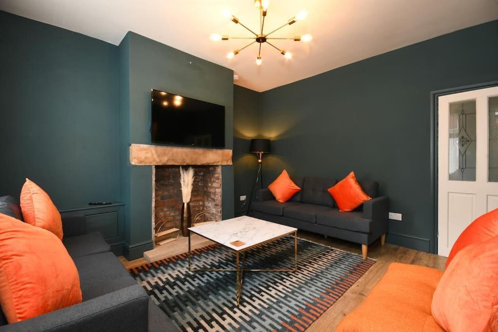 Cottage Style 3 Bedroom House - Close To City Centre & The Peaks Chesterfield Exterior photo