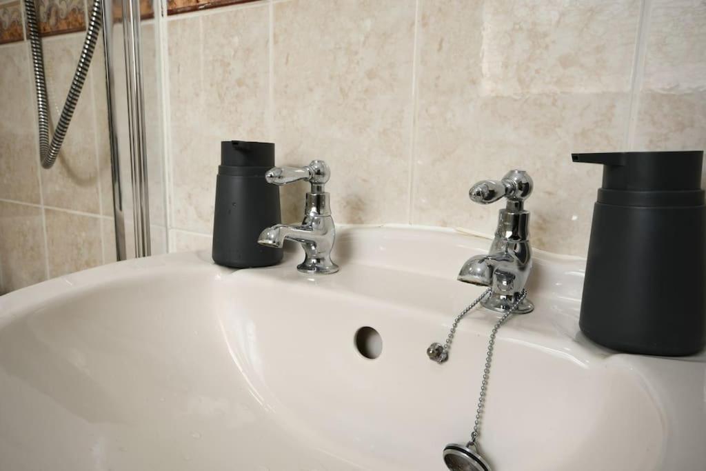 Cottage Style 3 Bedroom House - Close To City Centre & The Peaks Chesterfield Exterior photo