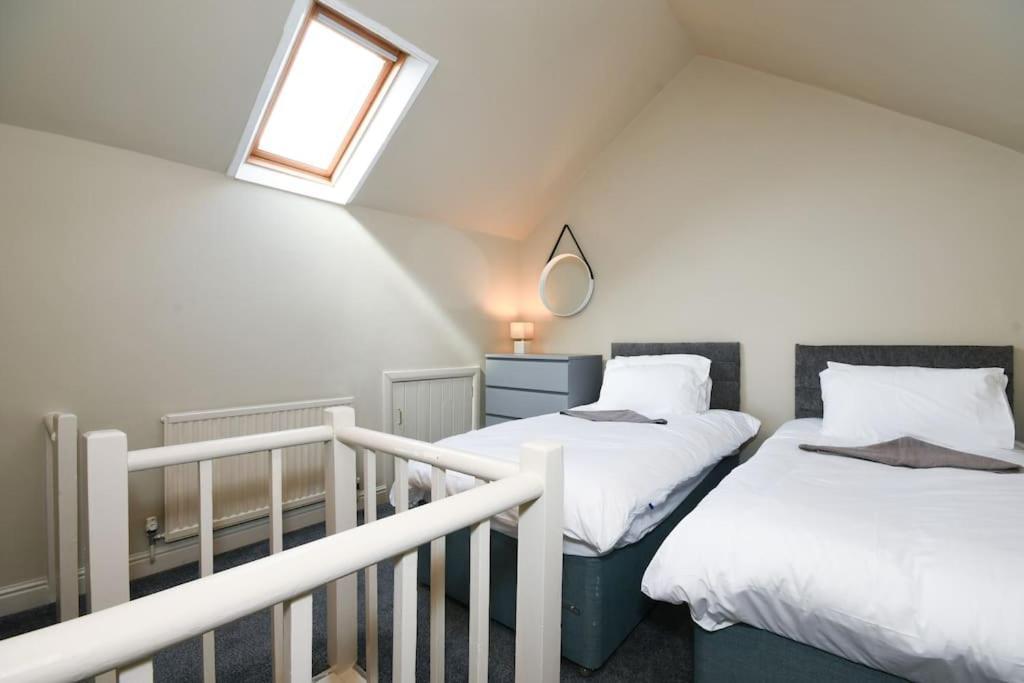 Cottage Style 3 Bedroom House - Close To City Centre & The Peaks Chesterfield Exterior photo